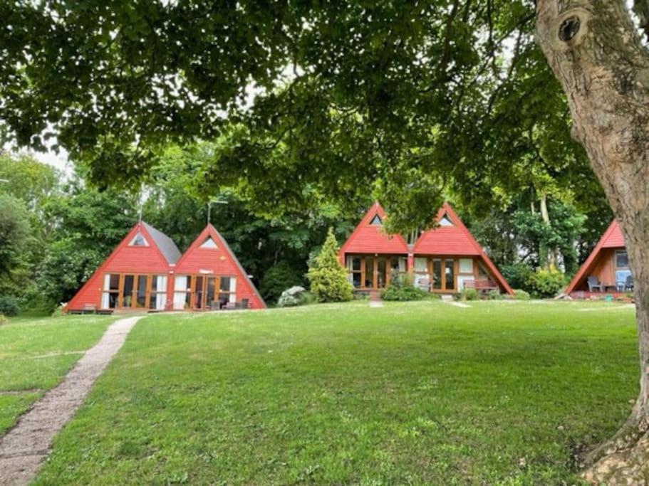 Chalet 95, Kingsdown Park Deal Exterior photo